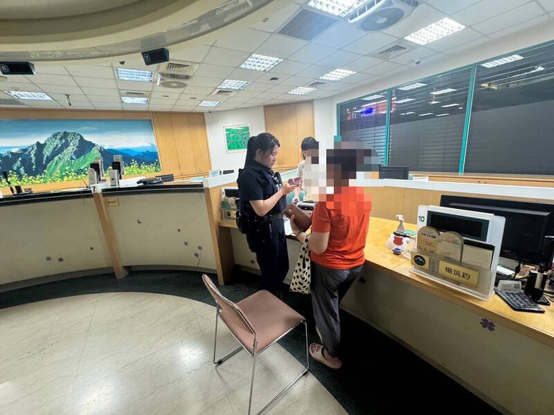 5旬妇网路交友，交「保证金」想见面结果是诈骗。（警方提供）