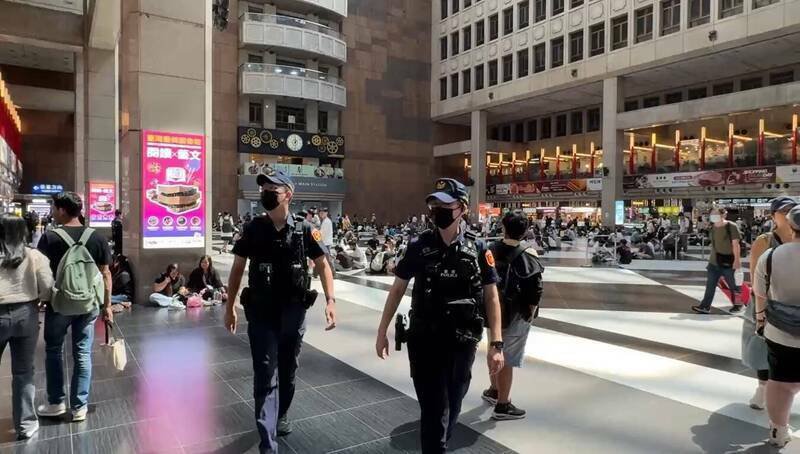 台北车站9日发生离谱性侵事件，铁警局事后加强巡守。（记者王冠仁翻摄）