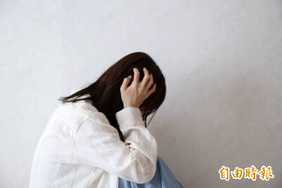 台中一名色继父，趁12岁继女熟睡性侵得逞，还造成她怀孕产子，台中高分院法官认为恶性重大，撤销一审判决，改判7年6月徒刑。示意图。（资料照）