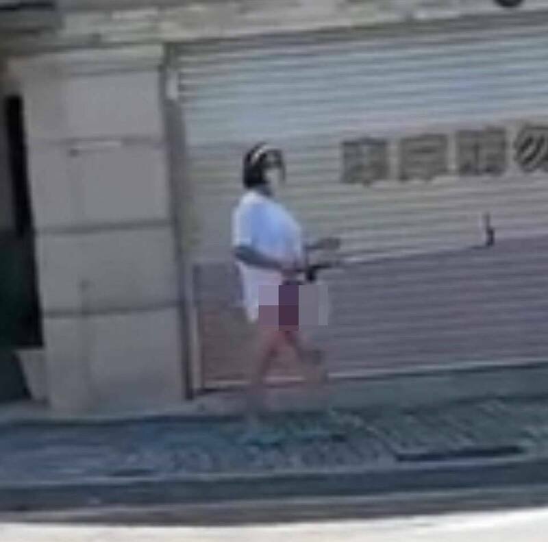 台中市黄姓男子，今年3月在大里街头男扮女装公然「遛鸟」，吓坏目击民众，法官依公然猥亵判刑。（江和树提供）