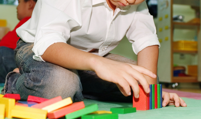 台南哈比斯特幼儿园课后班林姓教保员，被南市教育局查出5天有10次打国小生致伤，裁定终身禁任，他不服提出诉讼，认为是依家长要求严格管教，但被高等行政法院驳回。（资料照）