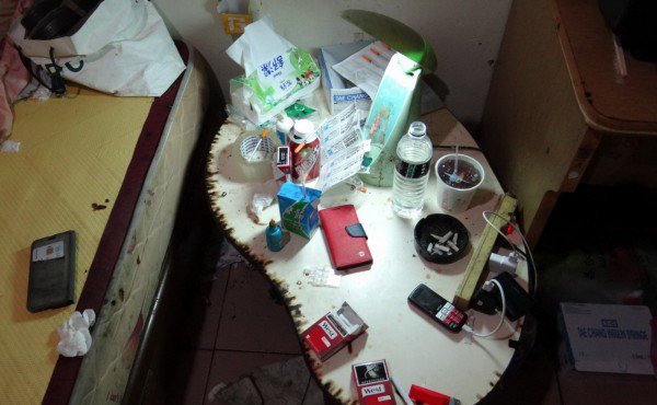 警方收网逮人，查获相关毒品。（记者吴俊锋翻摄）