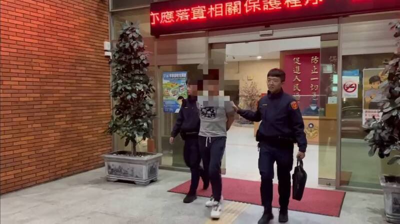 蔡男遭警方移送法办。（记者徐圣伦翻摄）