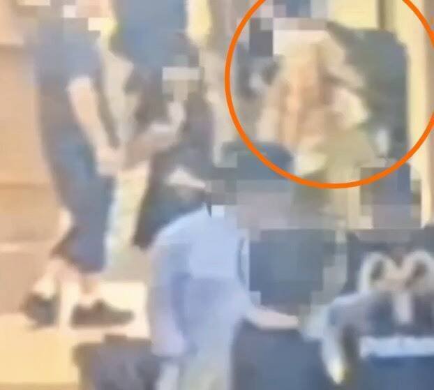 日本官员佐佐木11月再涉嫌偷拍，被民众拦下。（资料照）