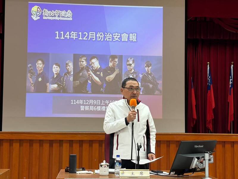 新北市长侯友宜对警局毒驾绩效表示肯定。（记者徐圣伦翻摄）