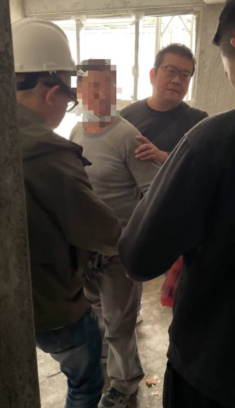 杀人的叶姓男子遭警方逮捕。（记者徐圣伦翻摄）