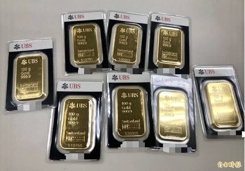 谢男价值近250万元的黄金条块一次被诈骗走，面交的张姓车手被判刑1年10个月。示意图，非本新闻被诈骗的黄金。（资料照）