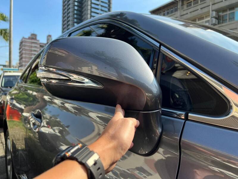 肇事的休旅车。（民众提供）