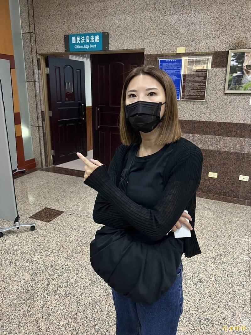 基隆地院国民法庭今天续审男子陈崇宇毒驾撞死73岁陈翁案，陈翁的四女儿陈姳洁受访说，陈崇宇已经不是第一次犯案，之前有好几次肇事纪录，只是没有酿成人命，实在是太可恶。（记者林嘉东摄）